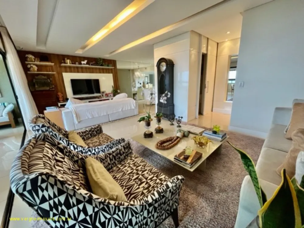 Apartamento, 4 quartos, 195 m² - Foto 9