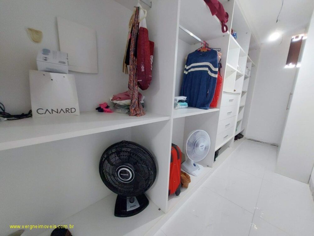 Cobertura, 3 quartos, 240 m² - Foto 4