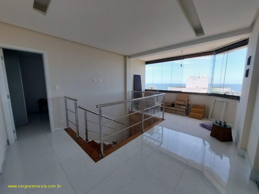 Cobertura, 3 quartos, 240 m² - Foto 2