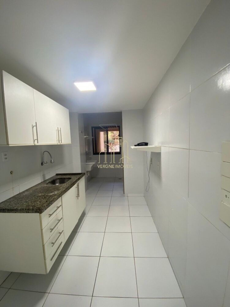 Apartamento à venda com 2 quartos, 70m² - Foto 6