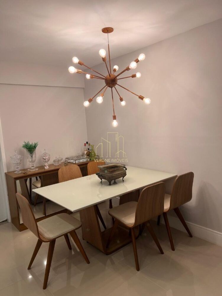 Apartamento à venda com 3 quartos, 81m² - Foto 1