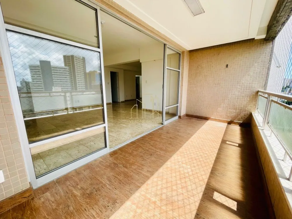 Apartamento, 4 quartos, 200 m² - Foto 1