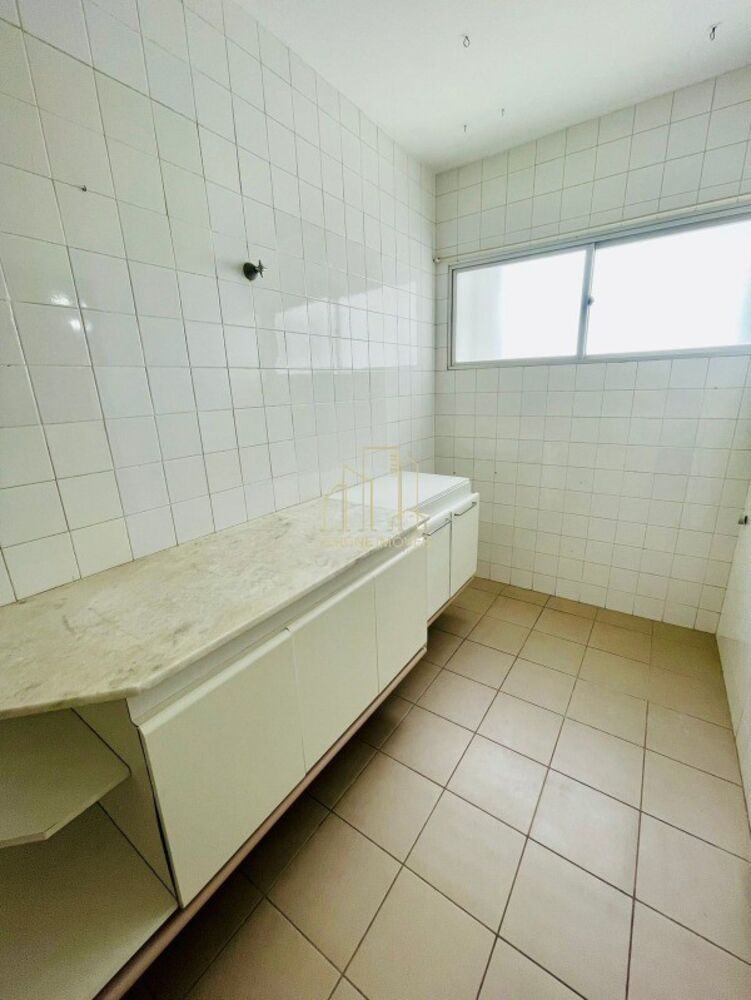 Apartamento à venda com 4 quartos, 200m² - Foto 5