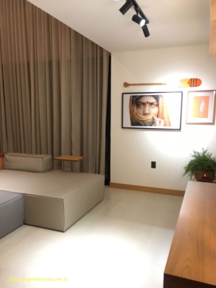 Casa à venda com 5 quartos, 308m² - Foto 3