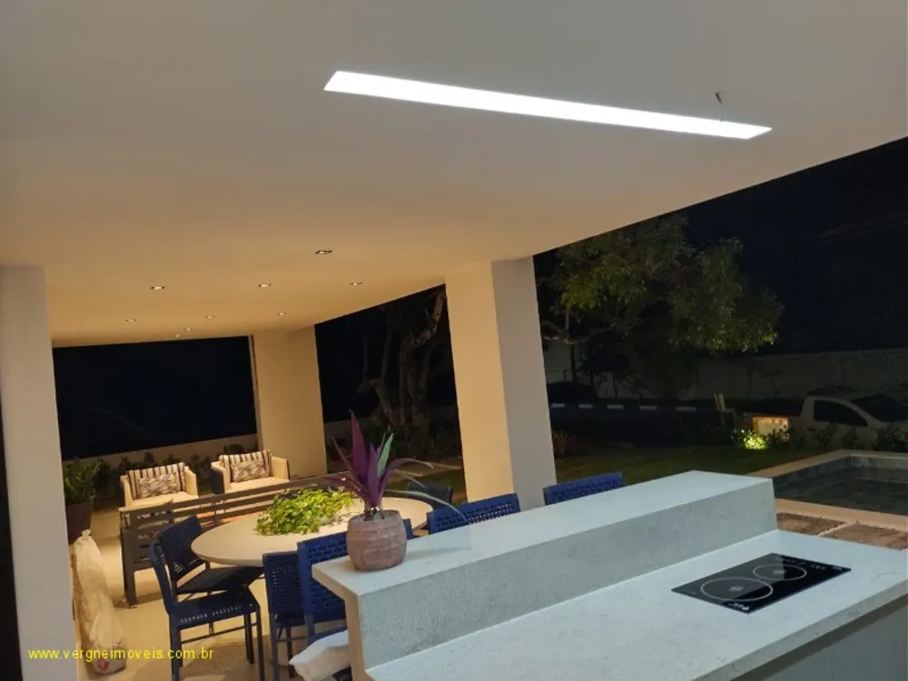 Casa, 5 quartos, 308 m² - Foto 2