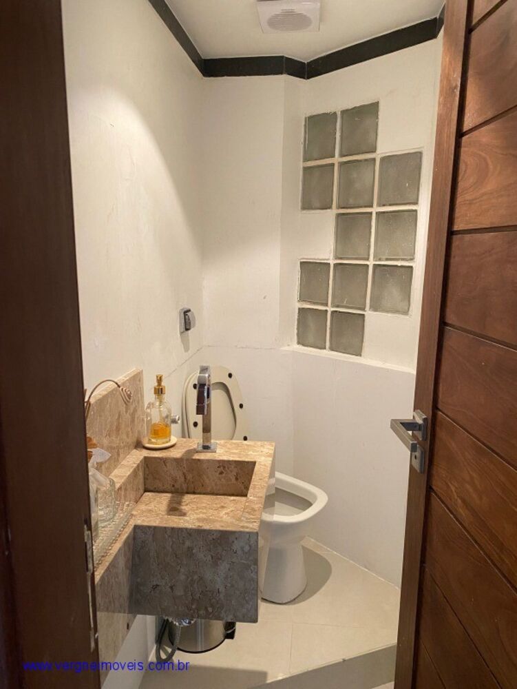 Cobertura à venda com 3 quartos, 228m² - Foto 4