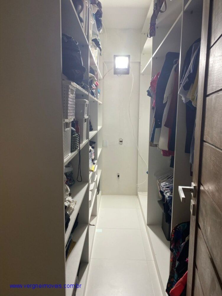 Cobertura à venda com 3 quartos, 228m² - Foto 1