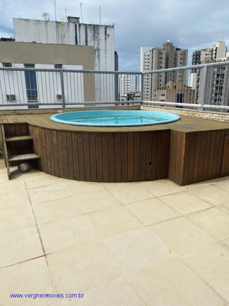 Cobertura, 3 quartos, 228 m² - Foto 2