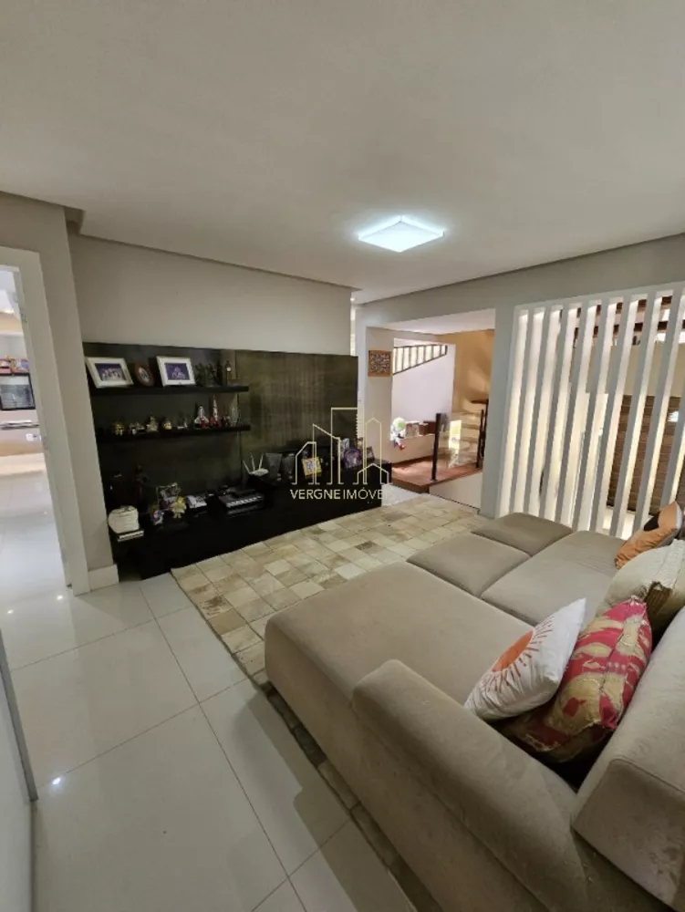 Casa de Condomínio à venda com 5 quartos, 750m² - Foto 37