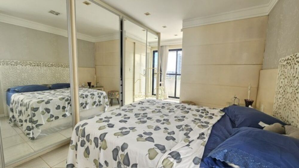Cobertura, 3 quartos, 289 m² - Foto 2