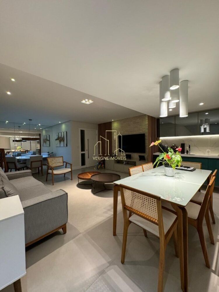 Apartamento, 3 quartos, 156 m² - Foto 1
