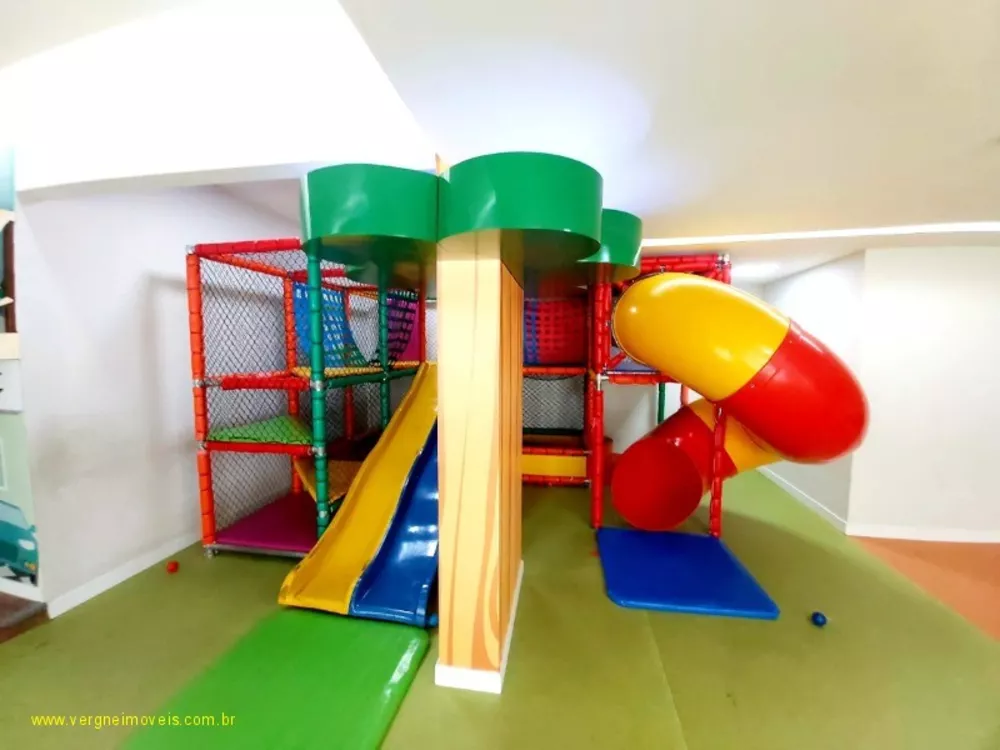 Apartamento, 4 quartos, 226 m² - Foto 1