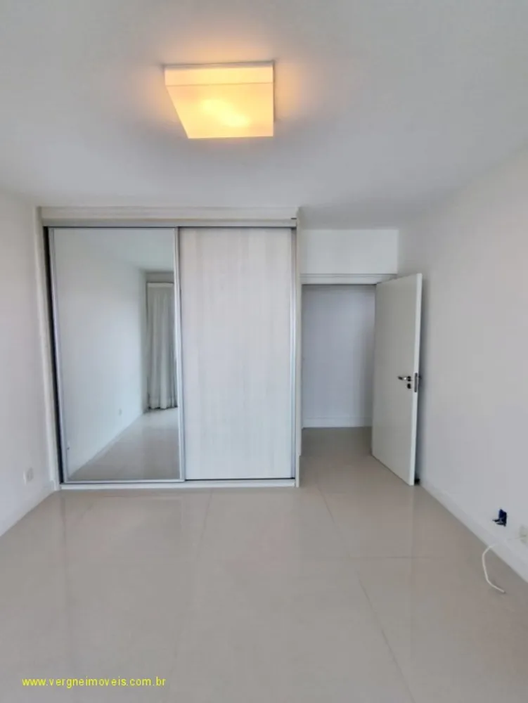 Apartamento, 4 quartos, 226 m² - Foto 8