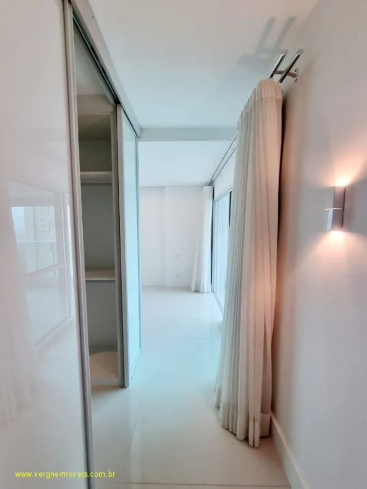 Apartamento, 4 quartos, 226 m² - Foto 12