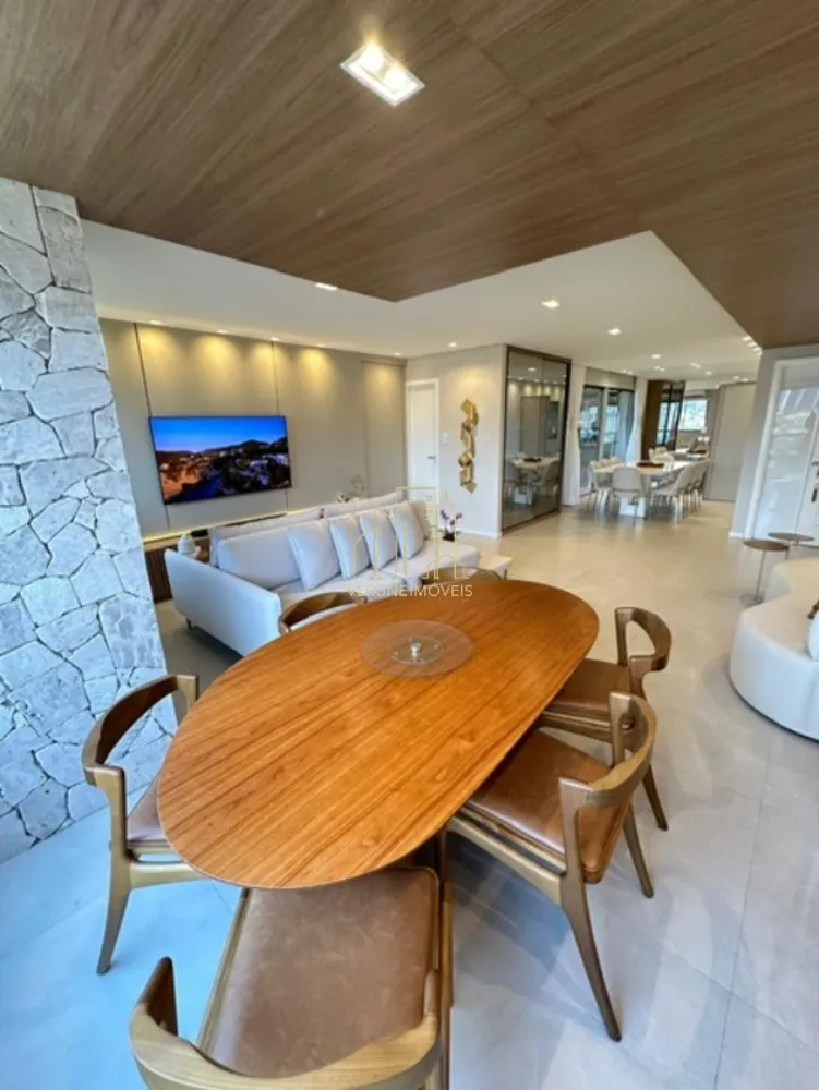 Apartamento, 3 quartos, 150 m² - Foto 1