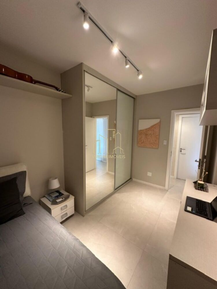 Apartamento à venda com 3 quartos, 150m² - Foto 8
