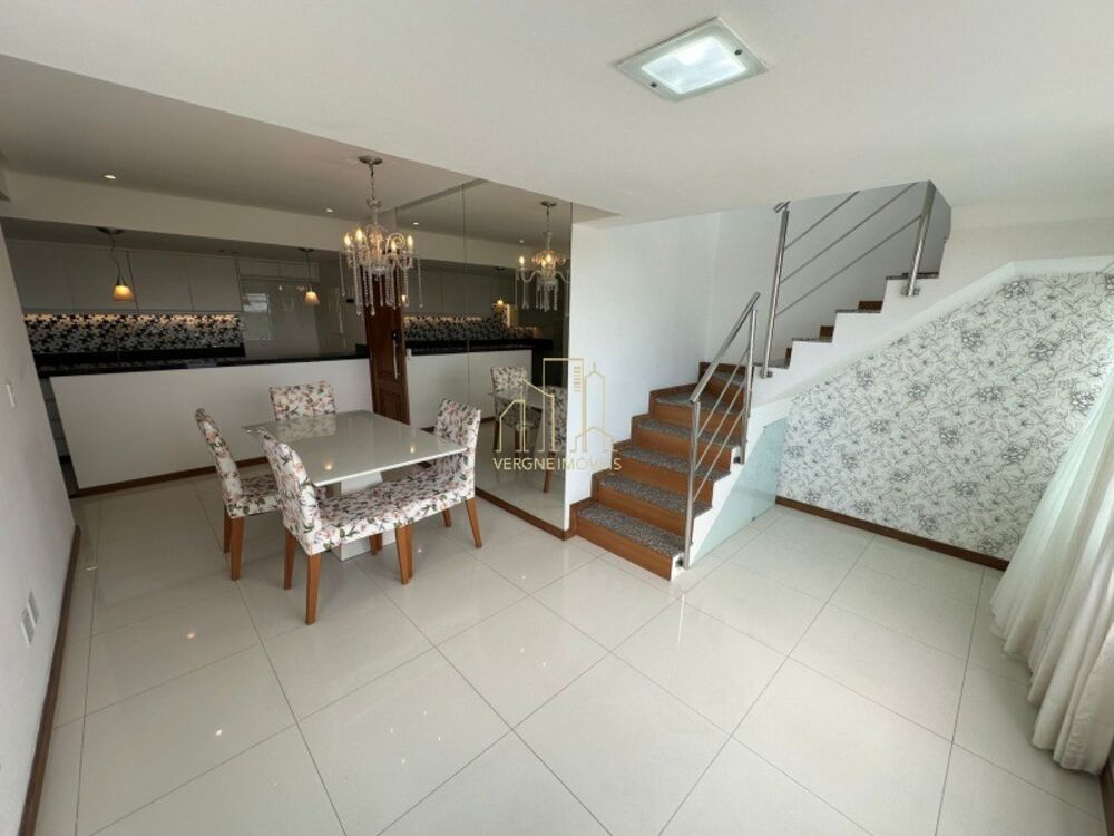 Cobertura à venda com 3 quartos, 123m² - Foto 1