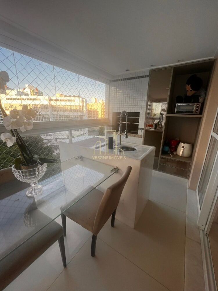 Apartamento, 3 quartos, 131 m² - Foto 1