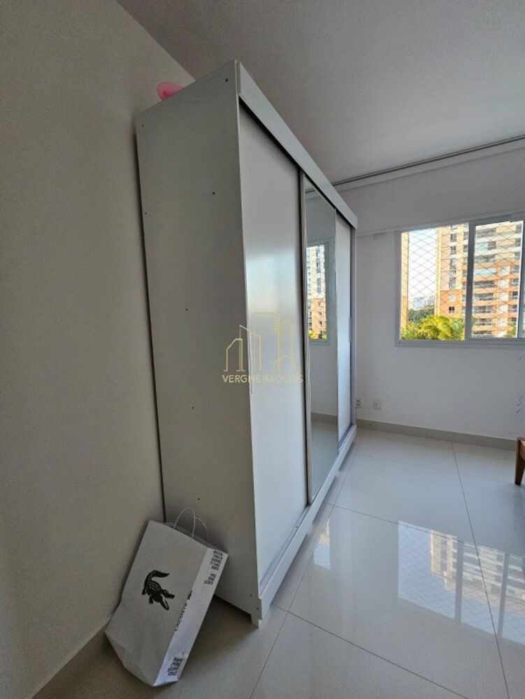 Apartamento à venda com 3 quartos, 130m² - Foto 4