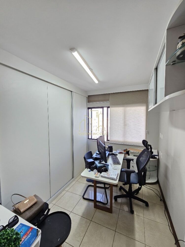 Apartamento, 4 quartos, 205 m² - Foto 1
