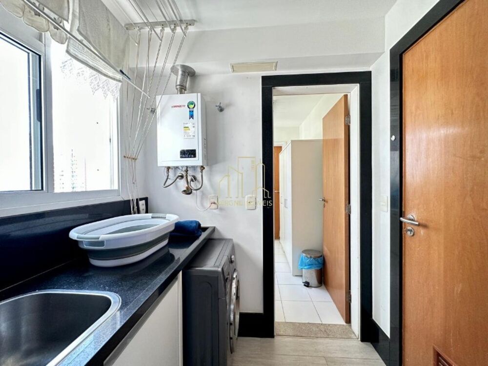 Apartamento, 3 quartos, 166 m² - Foto 2