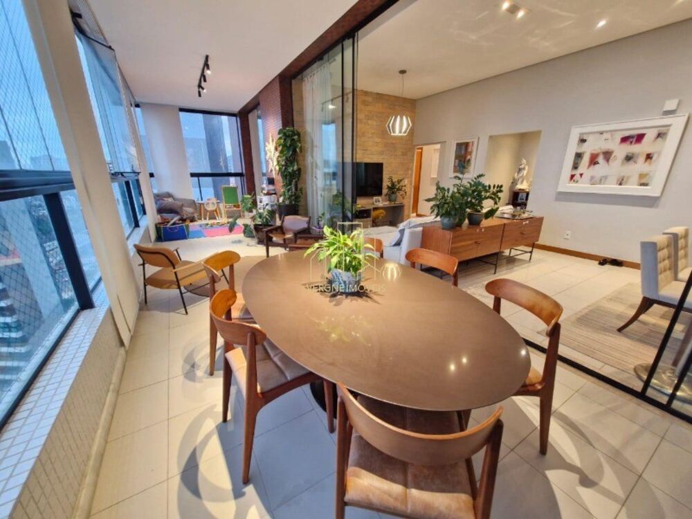 Apartamento, 3 quartos, 145 m² - Foto 2