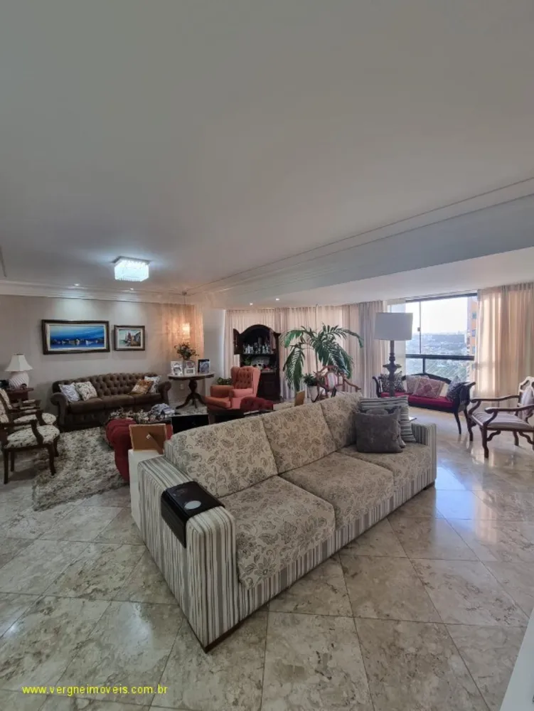 Apartamento, 4 quartos, 224 m² - Foto 2