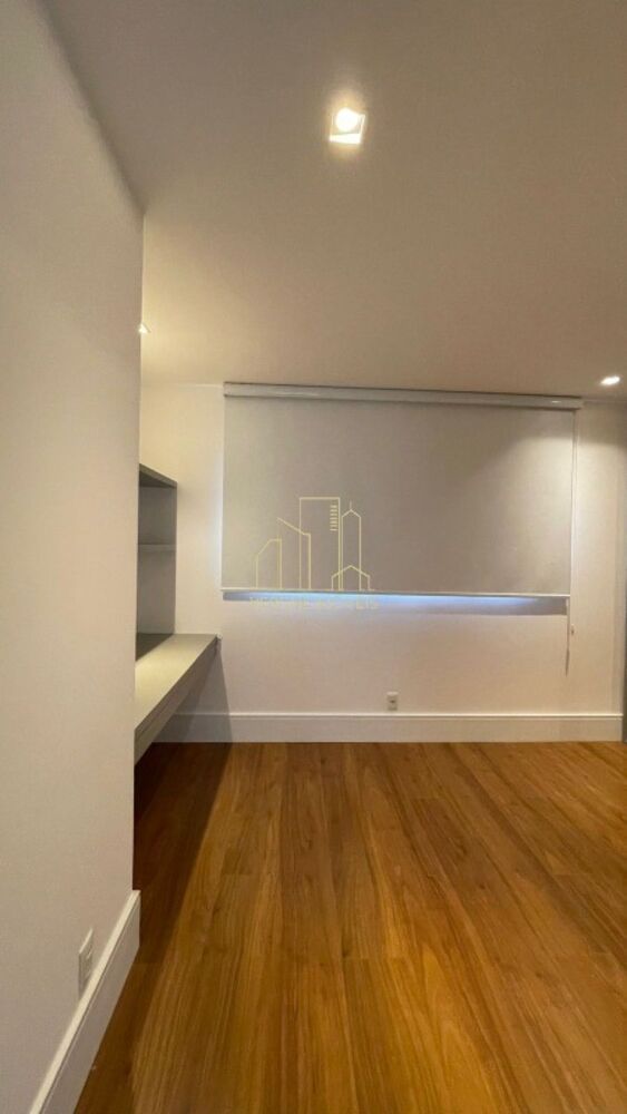 Apartamento, 4 quartos, 242 m² - Foto 1