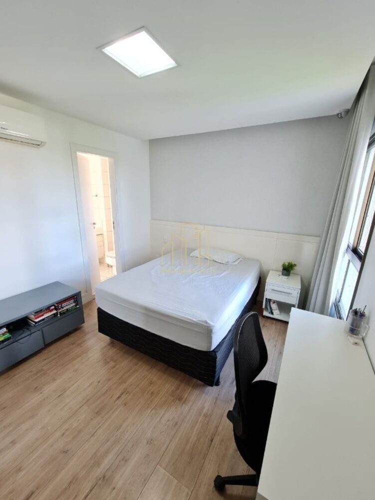 Apartamento, 3 quartos, 195 m² - Foto 2