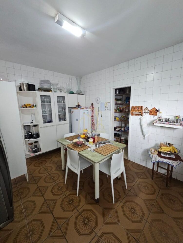 Apartamento, 4 quartos, 176 m² - Foto 2