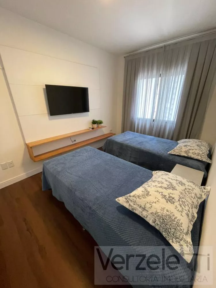 Apartamento para alugar com 3 quartos, 140m² - Foto 3