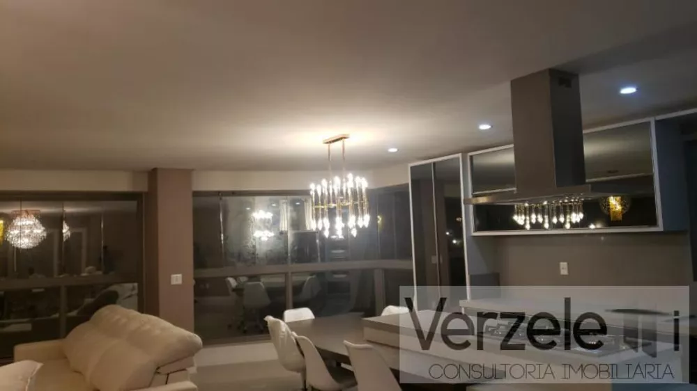 Apartamento à venda com 4 quartos, 183m² - Foto 3