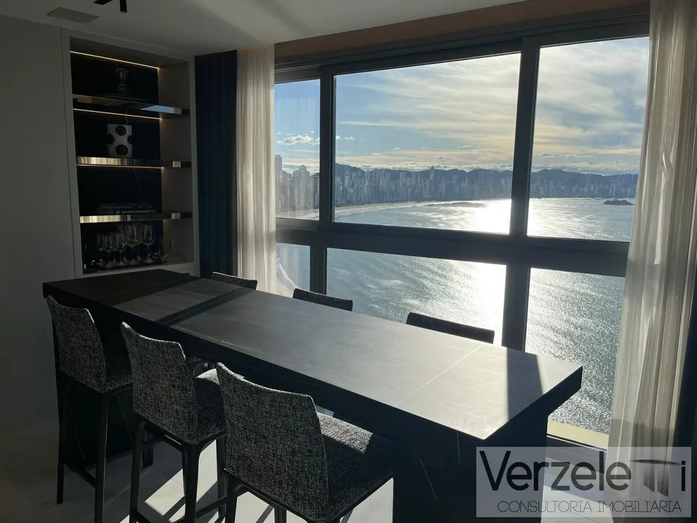 Apartamento, 4 quartos, 230 m² - Foto 11