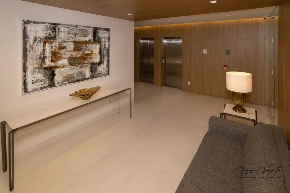 Apartamento, 3 quartos, 131 m² - Foto 1