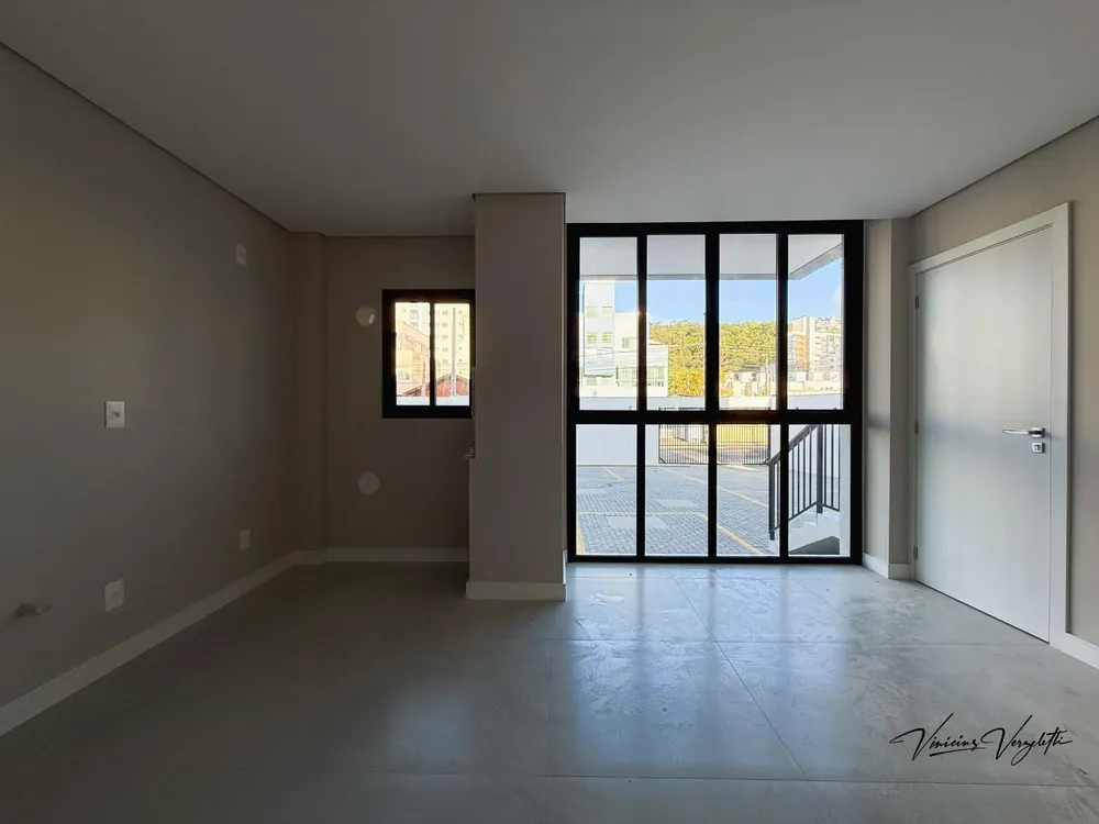 Apartamento, 2 quartos, 77 m² - Foto 1