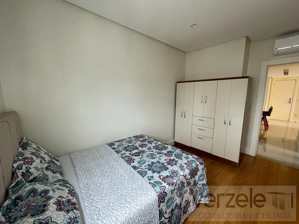 Apartamento, 3 quartos, 130 m² - Foto 2
