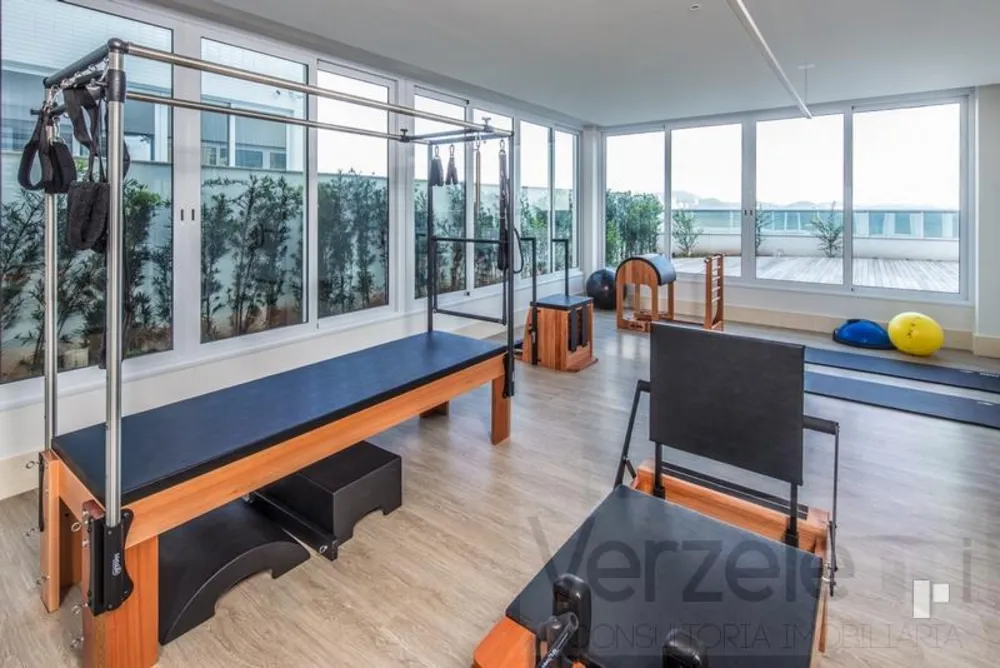Apartamento, 4 quartos, 238 m² - Foto 2