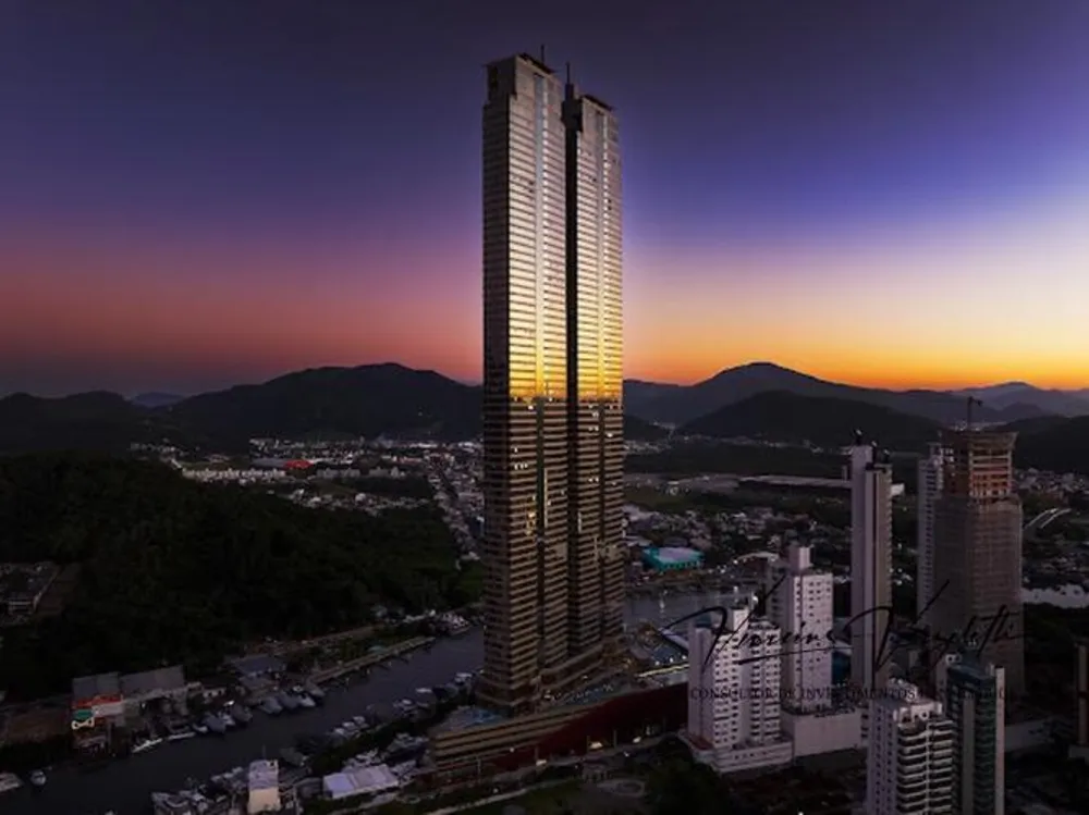 Apartamento, 4 quartos, 265 m² - Foto 1