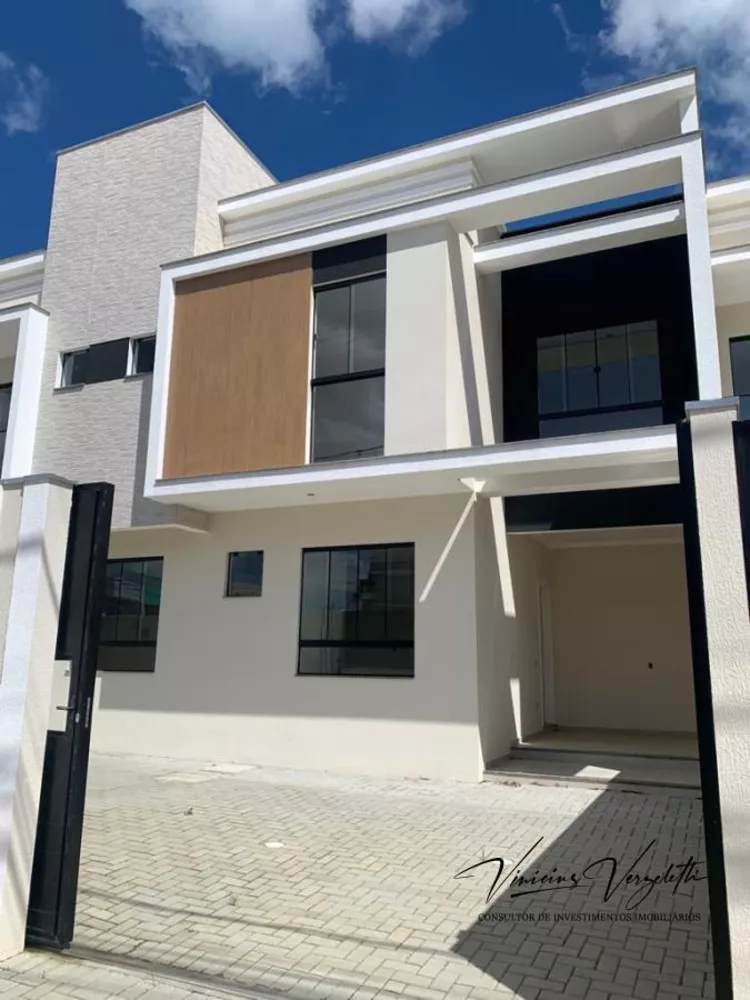 Sobrado à venda com 3 quartos, 103m² - Foto 1