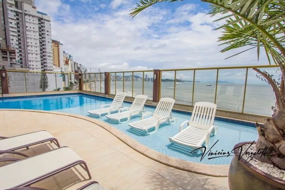 Apartamento, 3 quartos, 157 m² - Foto 2