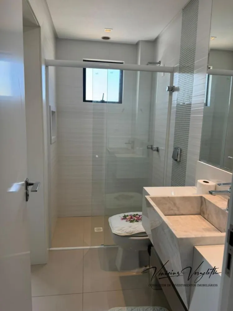 Apartamento, 3 quartos, 140 m² - Foto 1