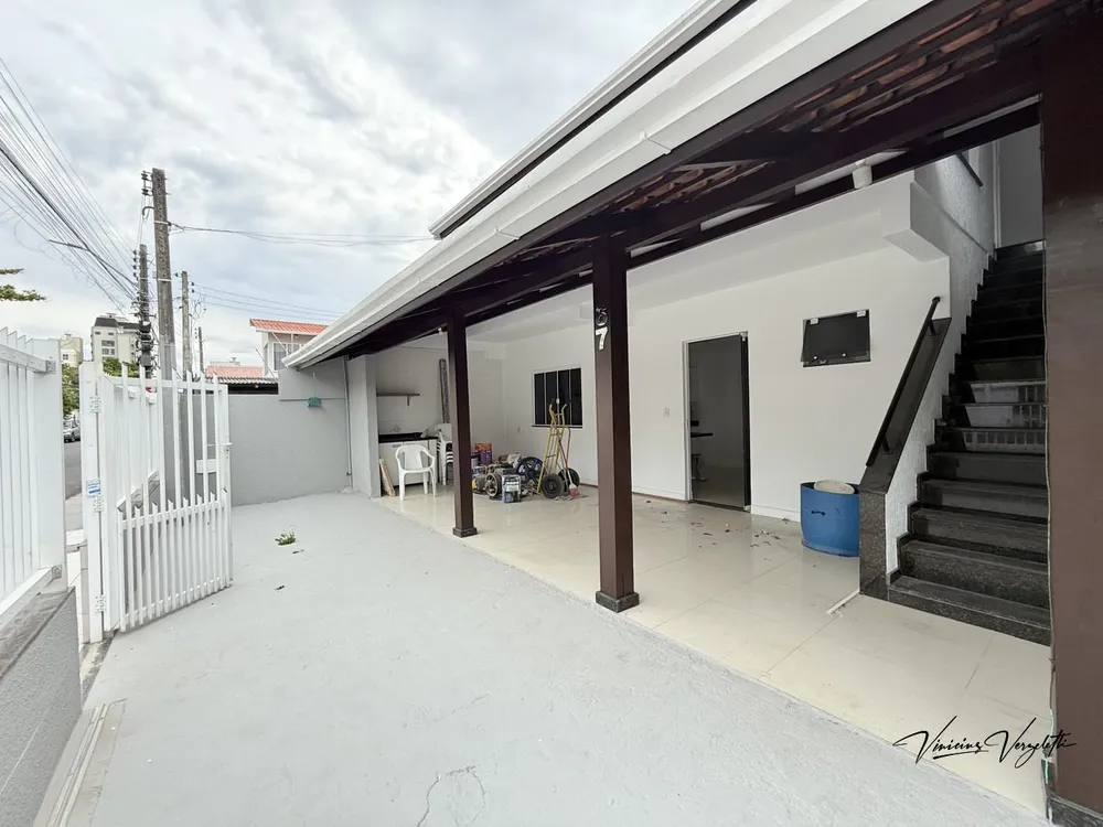 Sobrado, 4 quartos, 180 m² - Foto 2