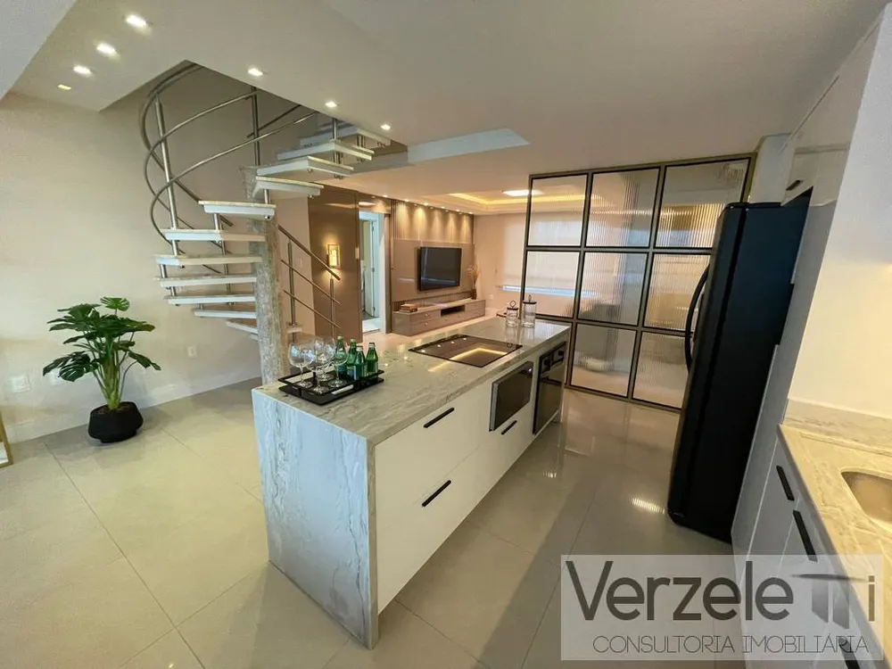 Cobertura, 4 quartos, 225 m² - Foto 3