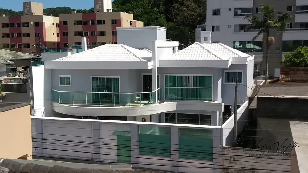 Sobrado, 3 quartos, 300 m² - Foto 1