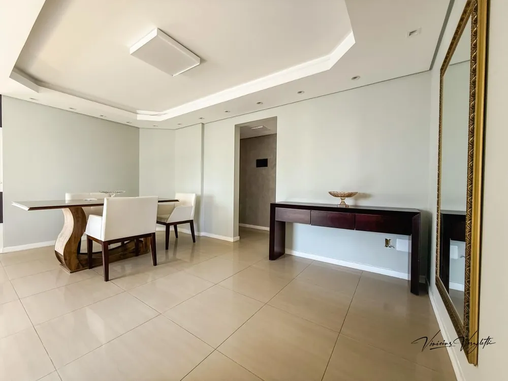 Apartamento, 3 quartos, 125 m² - Foto 2