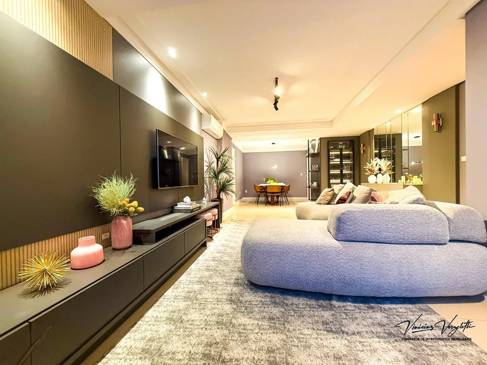 Apartamento, 3 quartos, 140 m² - Foto 1
