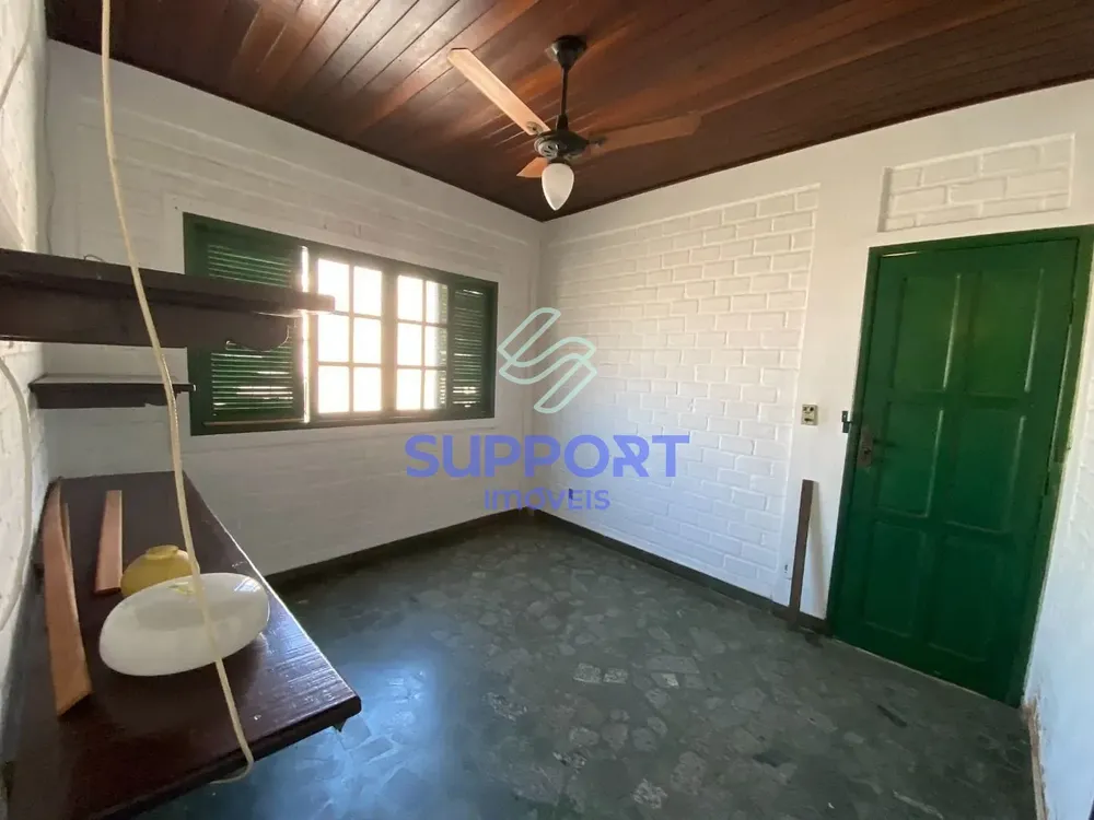 Casa, 7 quartos, 329 m² - Foto 2