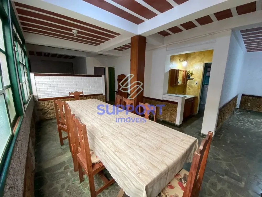 Casa, 7 quartos, 329 m² - Foto 3
