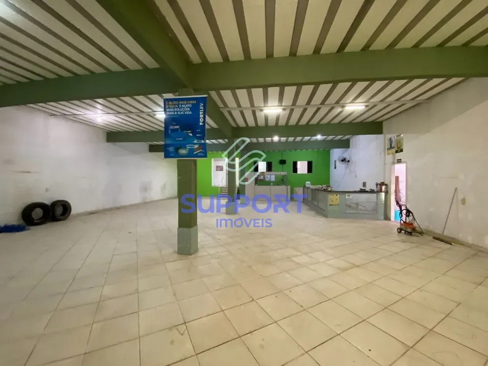 Depósito-Galpão, 900 m² - Foto 1