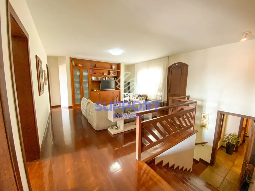 Casa, 4 quartos, 900 m² - Foto 1